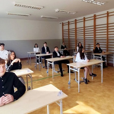 Pierwsze starcie egzaminacyjne. Ważny dzień dla ósmoklasistów