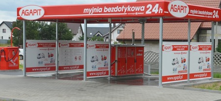 Bezdotykowa myjnia w Występie położona tuż przy trasie Nakło-Bydgoszcz 