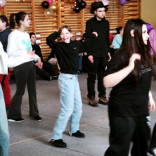 Czas muzyki i beztroskiej zabawy. Bal w Karnowie